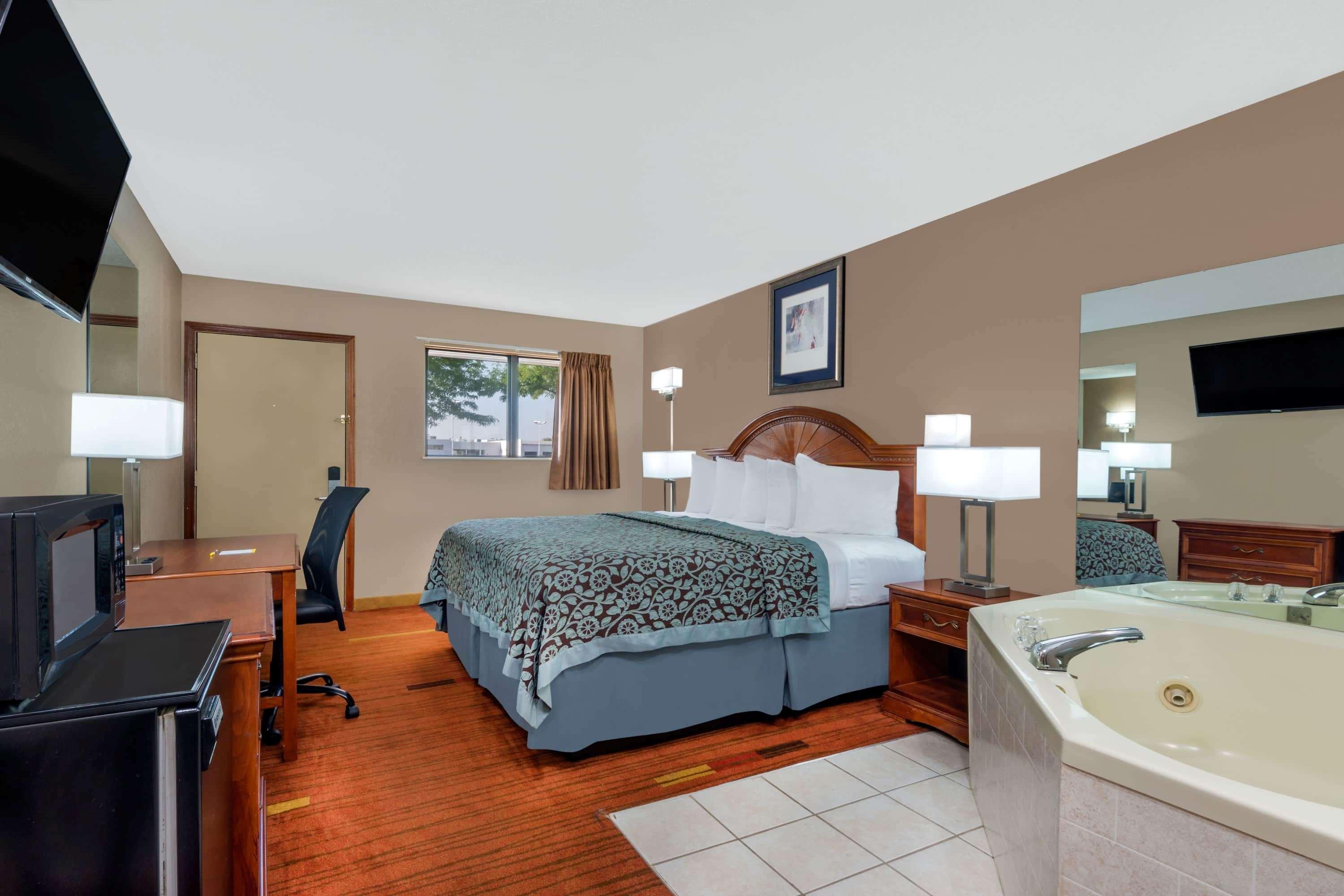 Days Inn By Wyndham Maumee/Toledo Zewnętrze zdjęcie