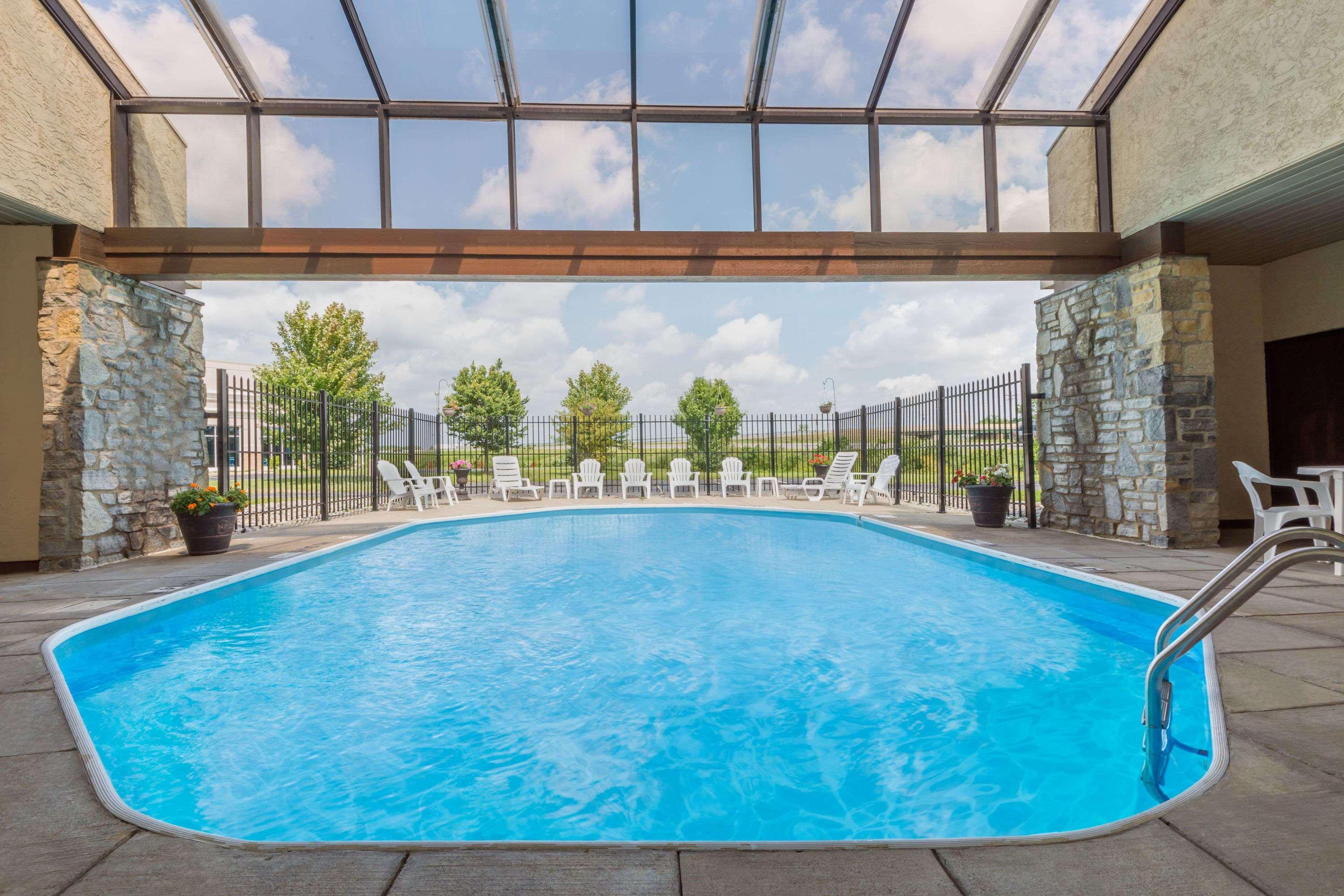 Days Inn By Wyndham Maumee/Toledo Zewnętrze zdjęcie