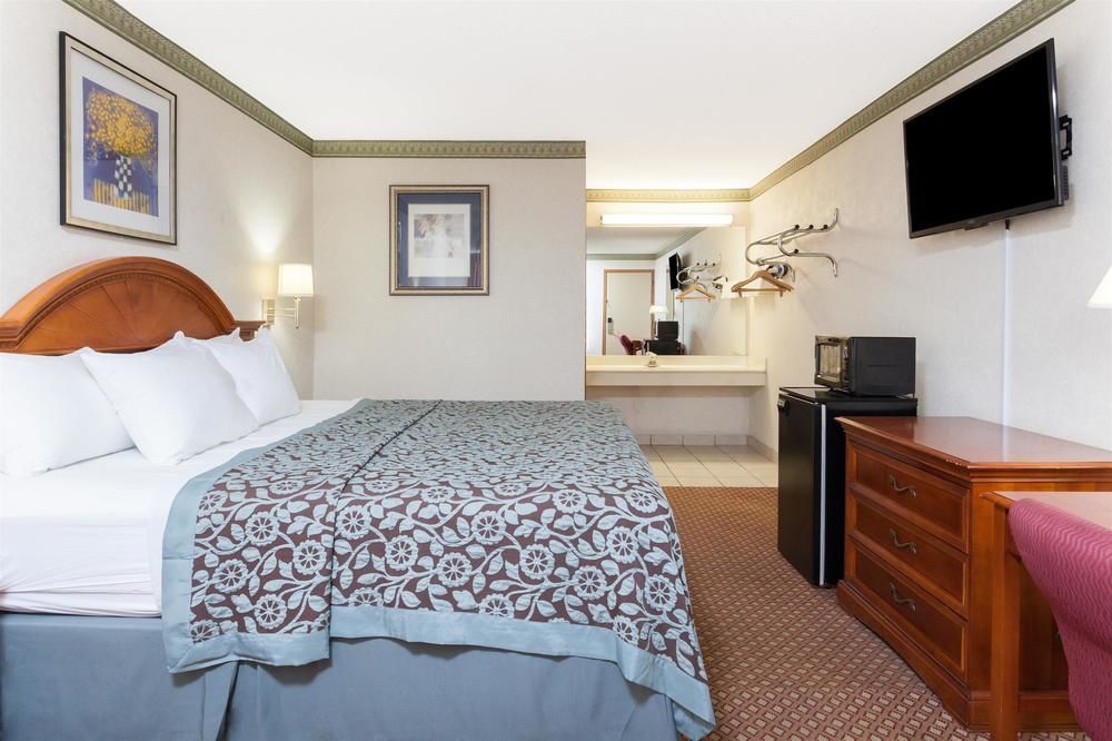 Days Inn By Wyndham Maumee/Toledo Zewnętrze zdjęcie