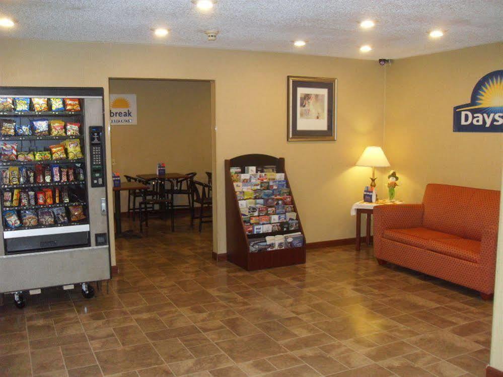 Days Inn By Wyndham Maumee/Toledo Zewnętrze zdjęcie