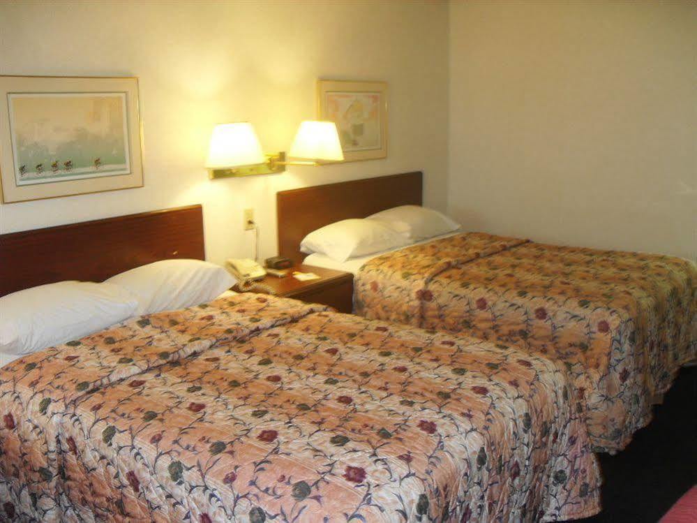 Days Inn By Wyndham Maumee/Toledo Zewnętrze zdjęcie