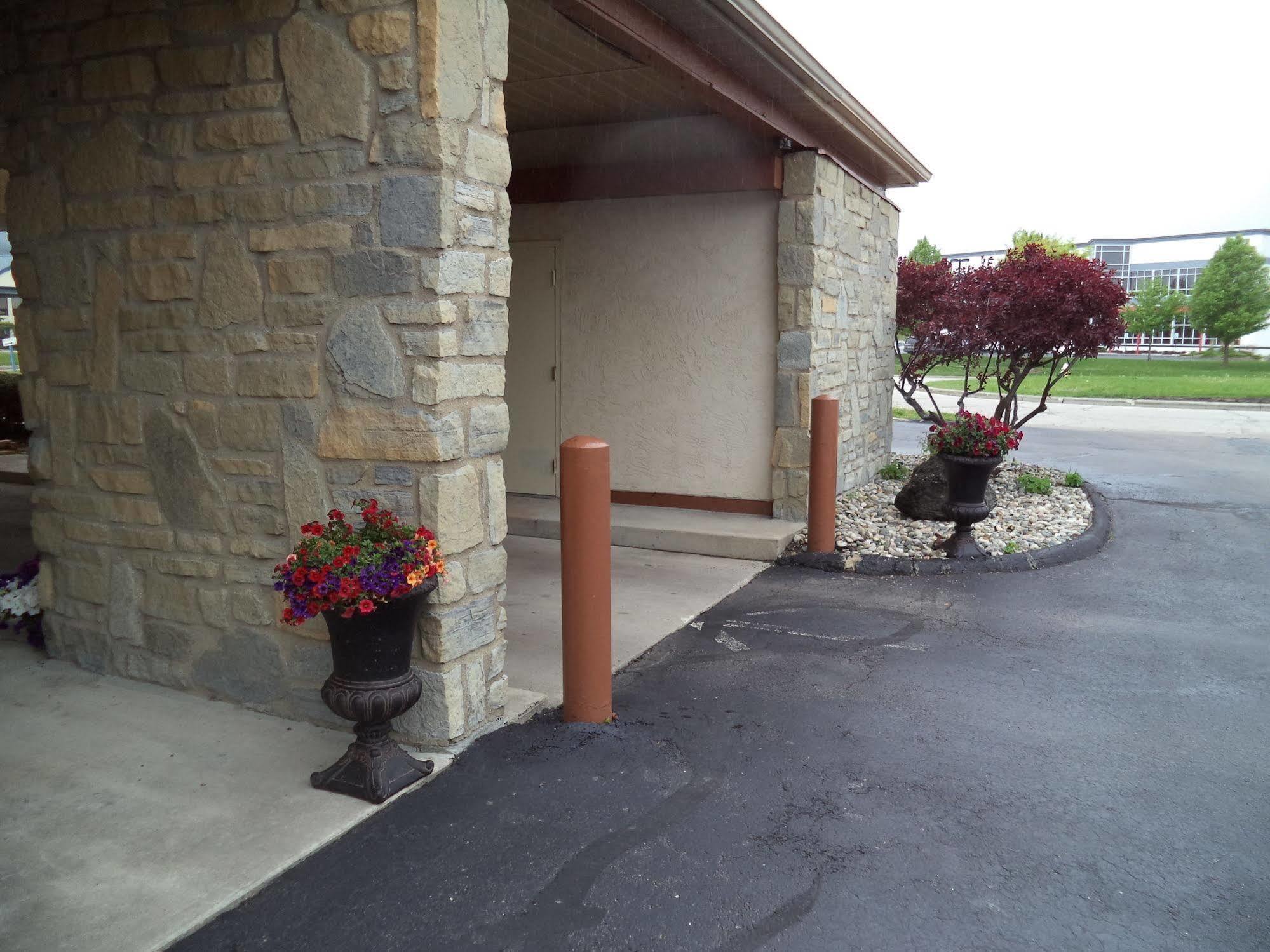 Days Inn By Wyndham Maumee/Toledo Zewnętrze zdjęcie