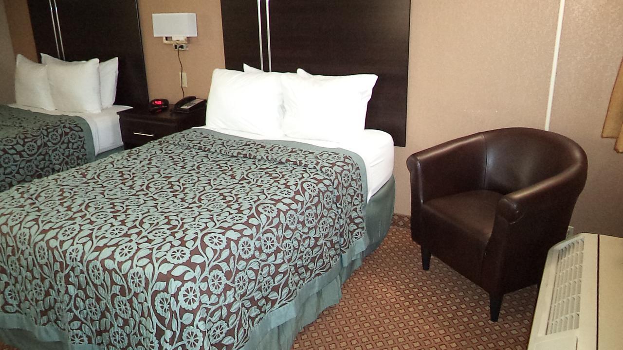 Days Inn By Wyndham Maumee/Toledo Zewnętrze zdjęcie